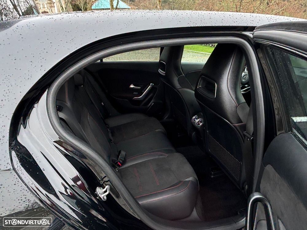 Mercedes-Benz A 180 d 7G-DCT AMG Line - 14