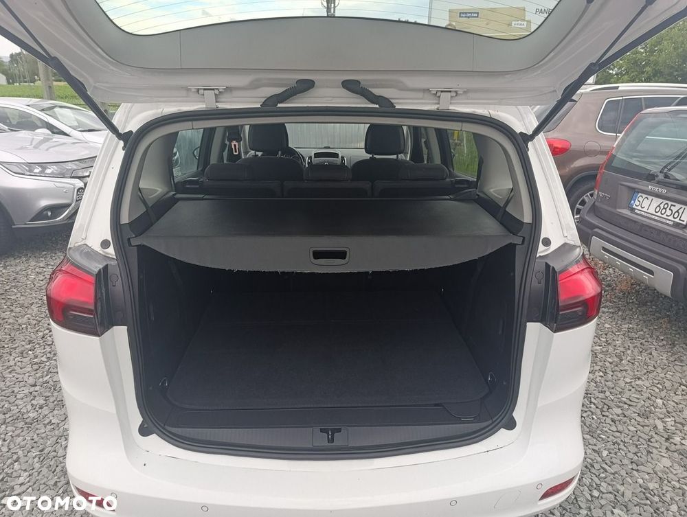 Opel Zafira - 14