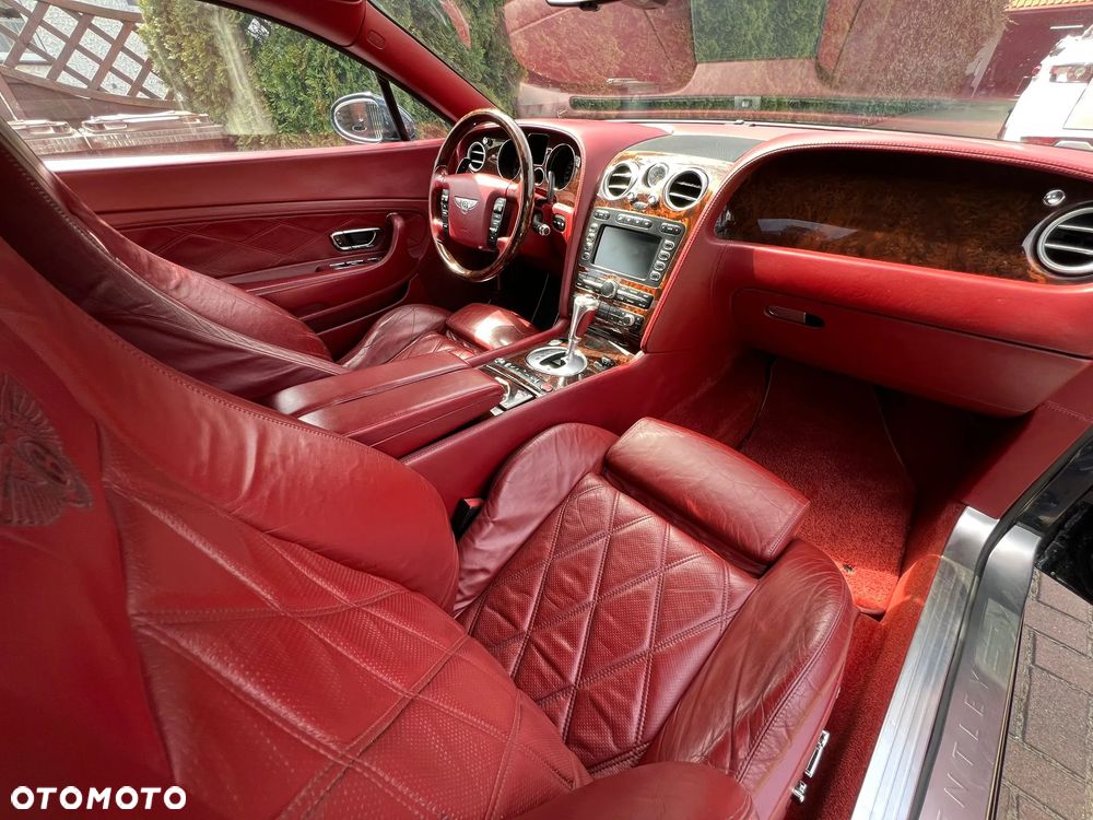 Bentley Continental GT - 15