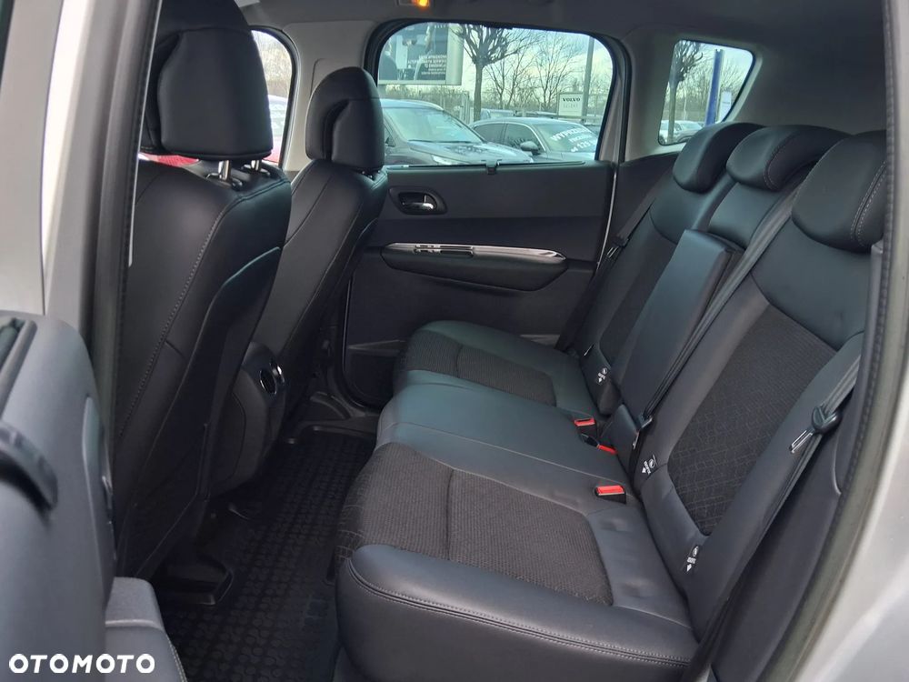 Peugeot 3008 1.6 THP Allure - 15