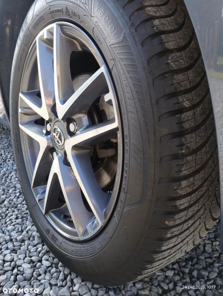 Toyota Auris 1.6 Valvematic Life - 39