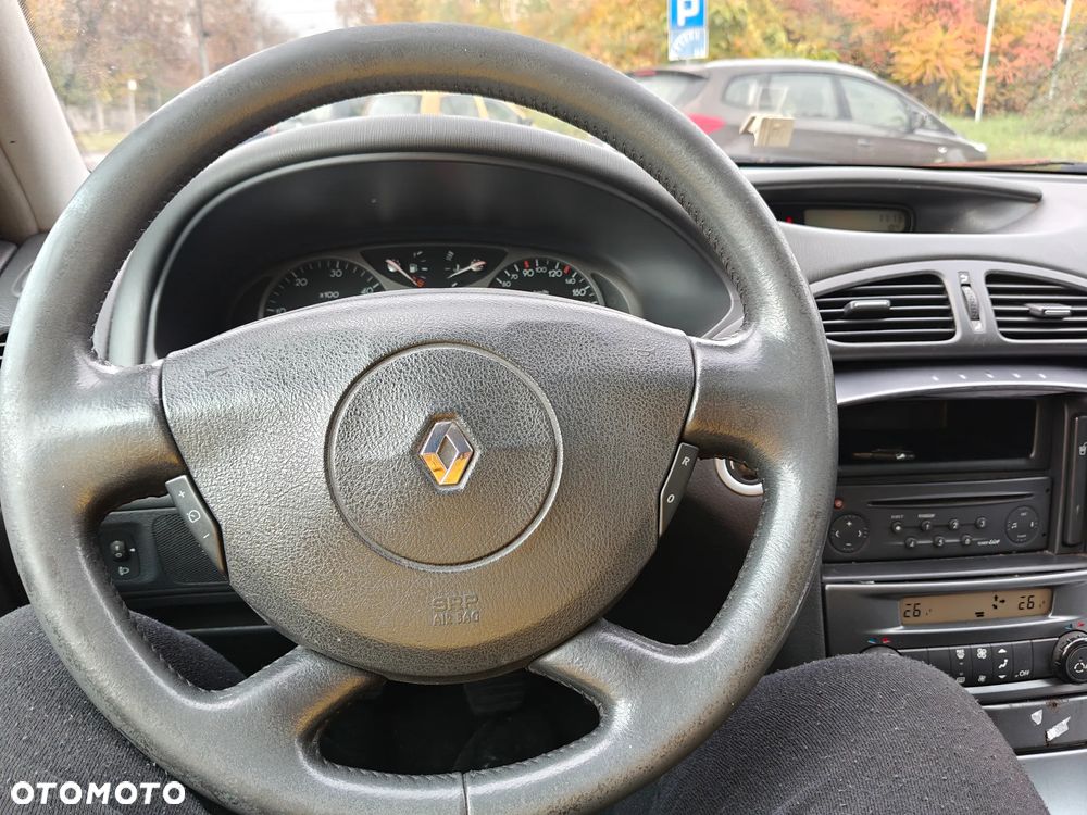 Renault Laguna 1.9 dCi Privilege - 19