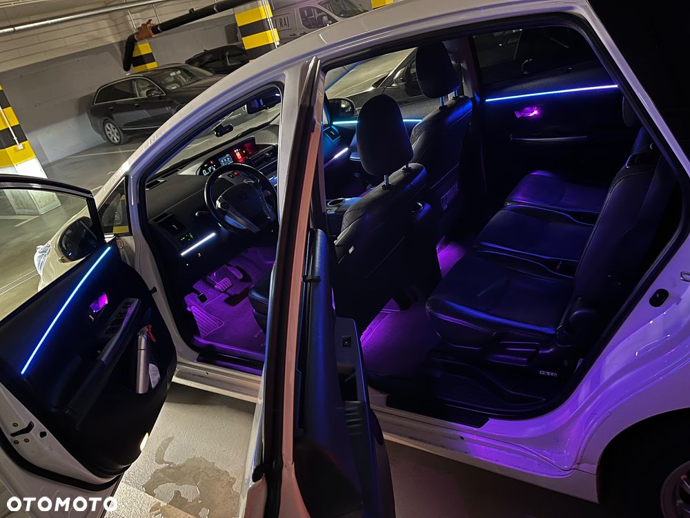 Toyota Prius+ Hybrid 135 Premium - 2