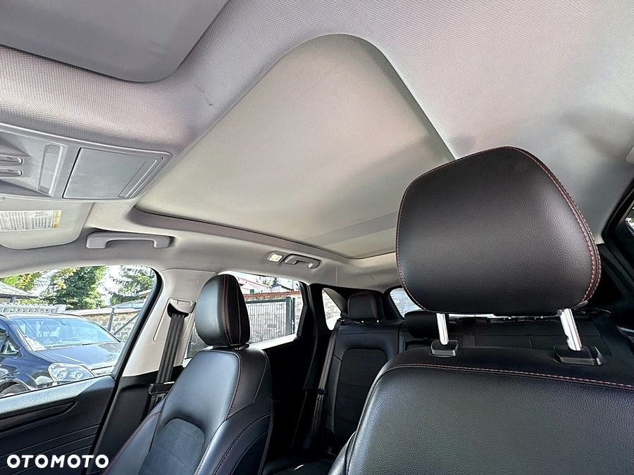 Ford Escape 2.0 EcoBoost AWD Titanium - 19
