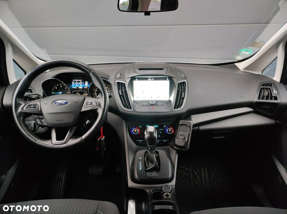 Ford Grand C-MAX - 19