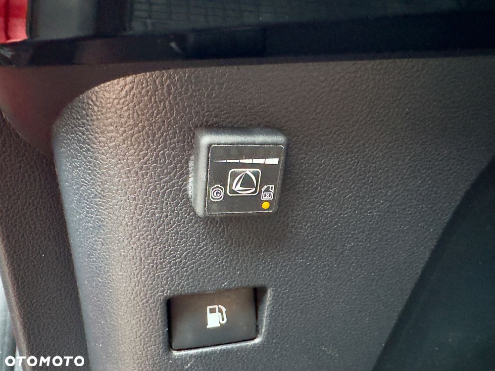 Toyota Prius 1.8 Hybrid Executive - 20