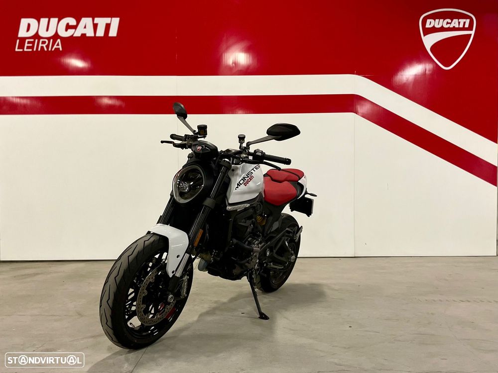 Ducati Monster 937 - 7