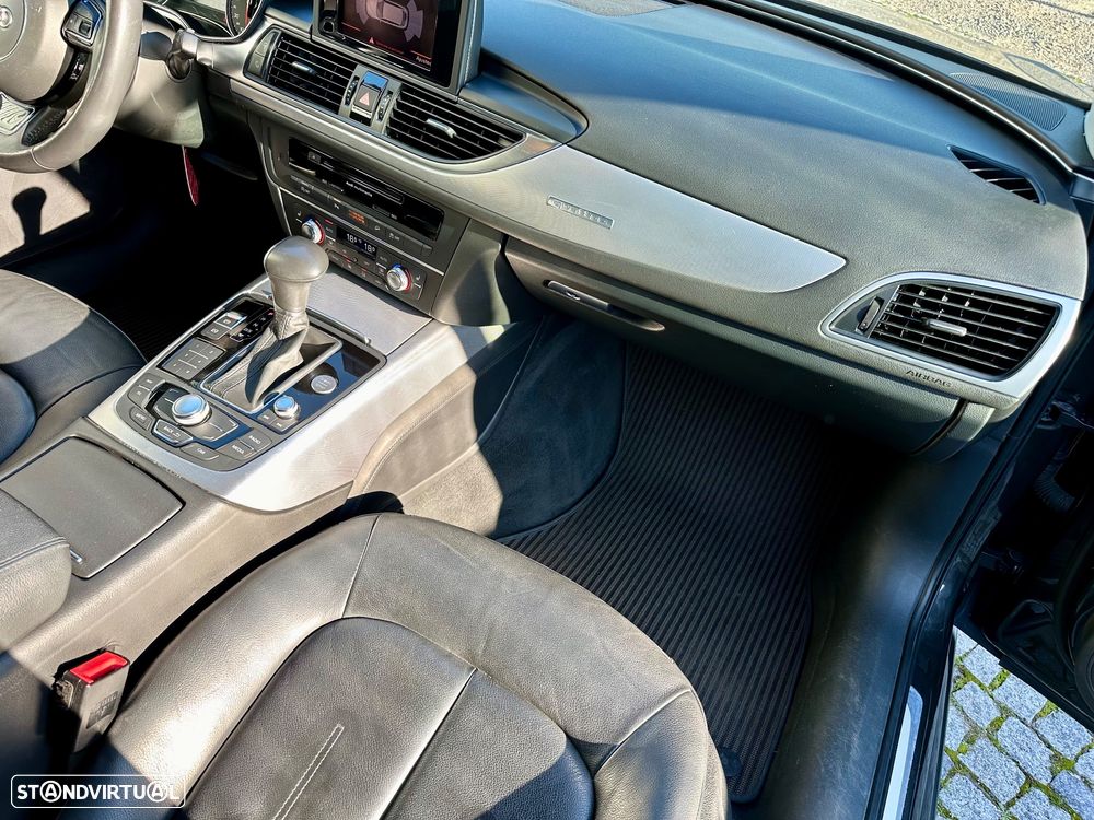 Audi A6 Allroad - 36