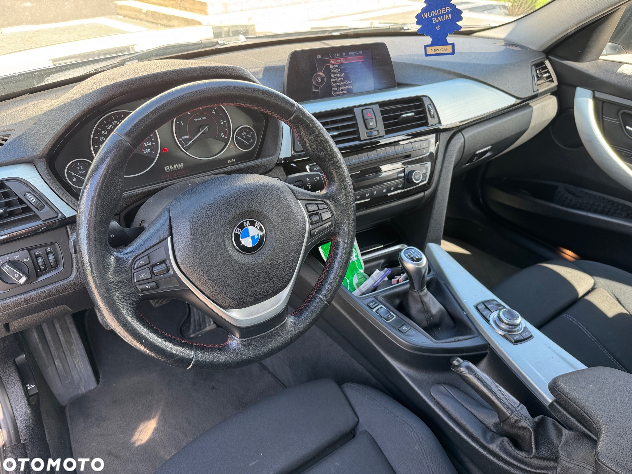 BMW Seria 3 318d Touring Sport Line - 16