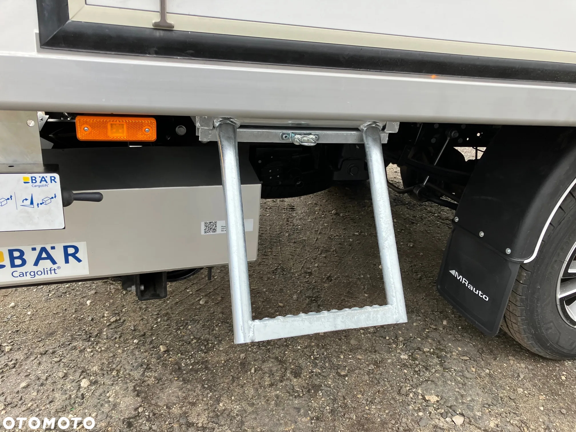 Iveco 3.0 Daily 35S18 A8 Hi-matic kontener winda hak - 18