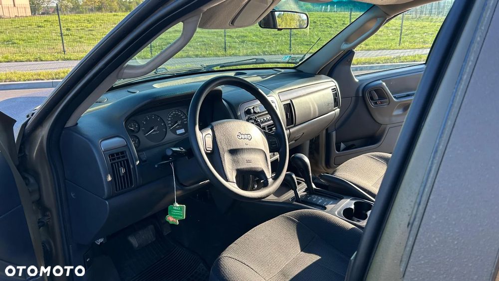 Jeep Grand Cherokee 4.0 Laredo - 4