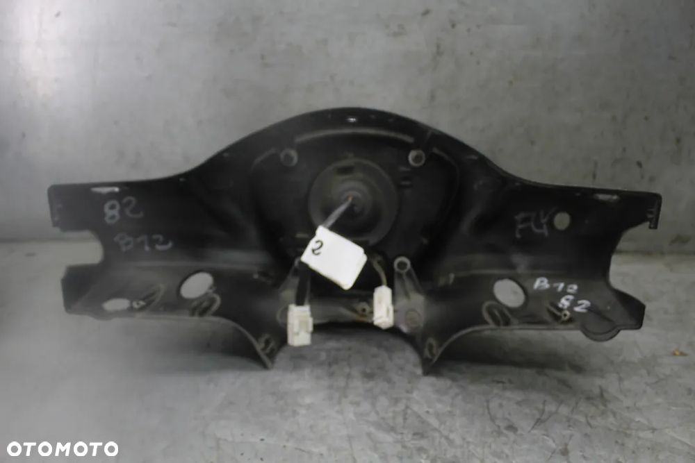 Piaggio FLY lampa przód przednia obudowa kierownicy - 2