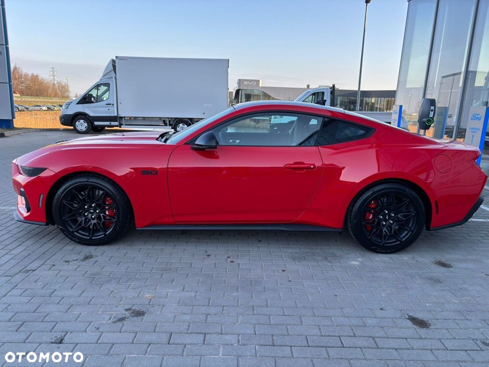 Ford Mustang - 11