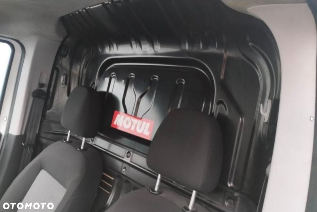 Fiat Doblo - 8
