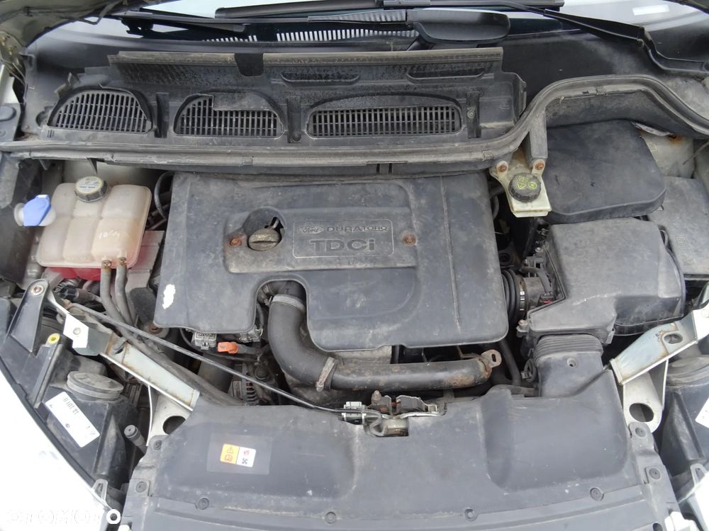 Ford C-MAX - 17