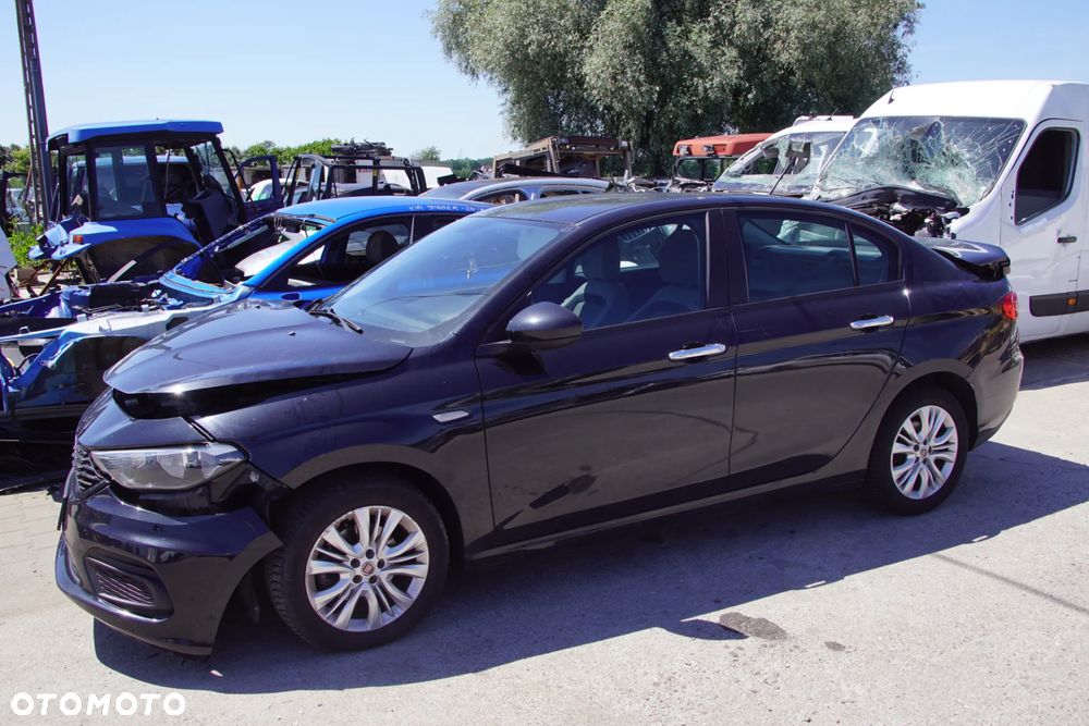 Auto na części - Fiat Tipo II 1.4 T-Jet 120 KM 940B7000 C635 718/A 2018R Silnik Skrzynia Drzwi Błotnik Lampa Lusterko Klamka Szyba Deska Kokpit Sterownik Moduł Czujnik Licznik Wyświetlacz Panel Kierownica - 2