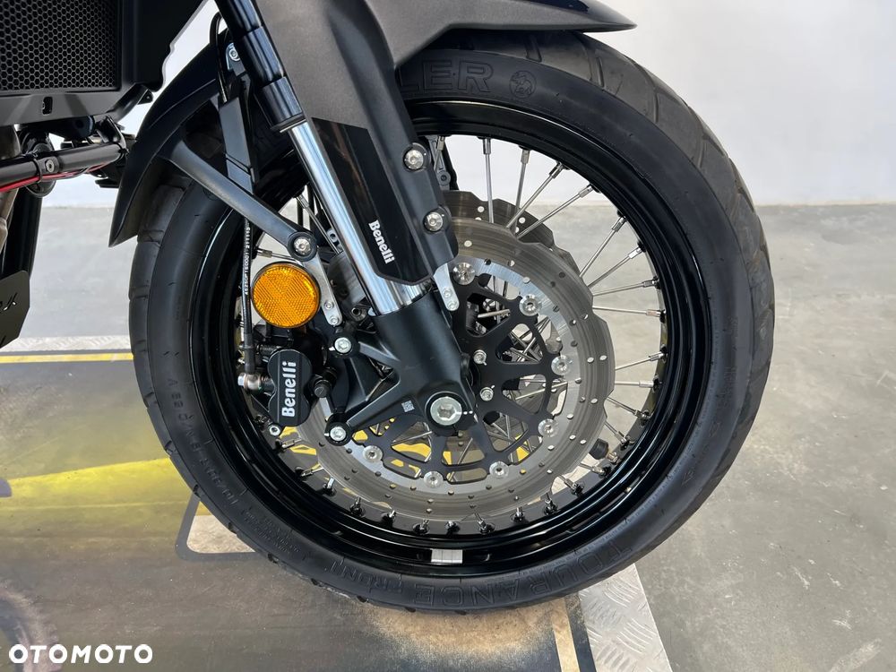Benelli TRK 502X - 21