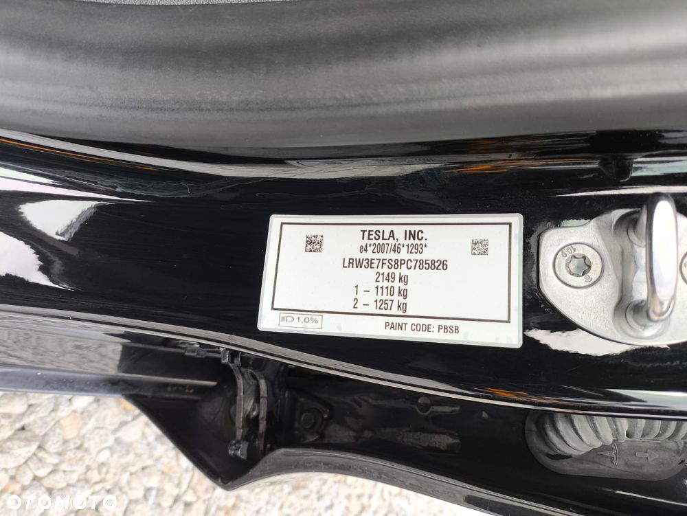 Tesla Model 3 Standard Reichweite Plus Hinterradantrieb - 34