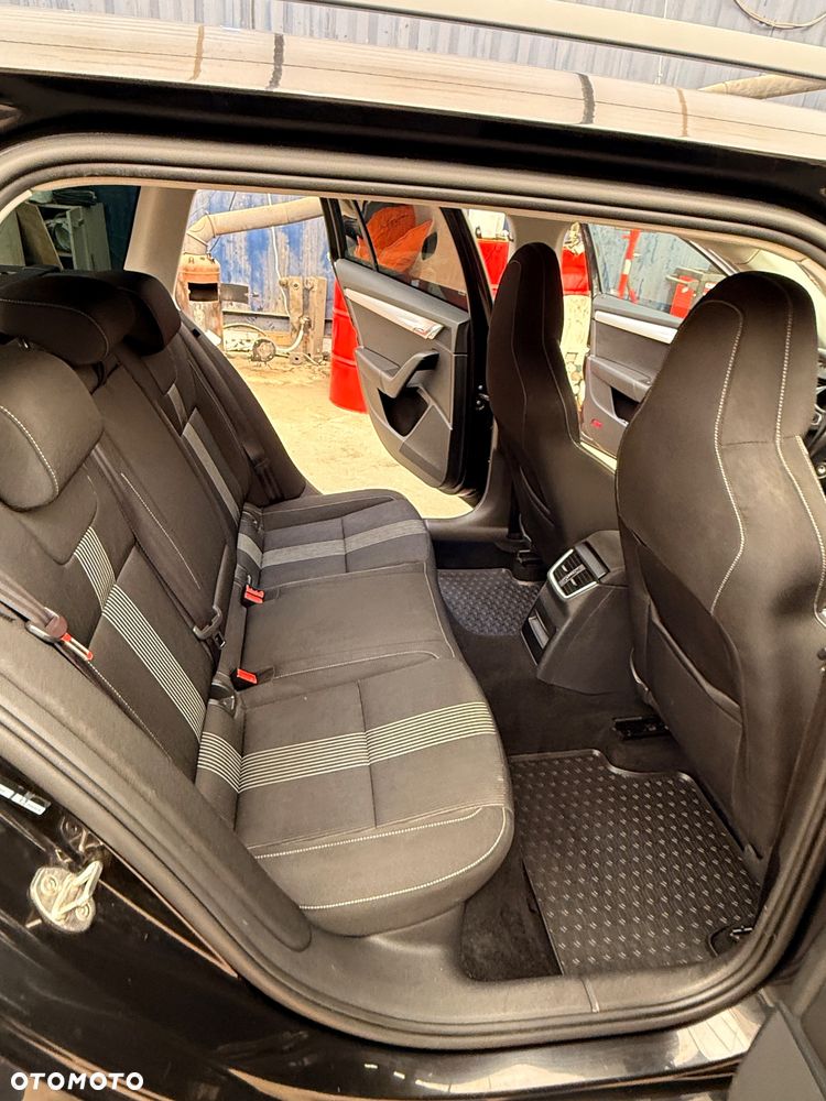 Skoda Octavia 1.6 TDI Ambition DSG - 11
