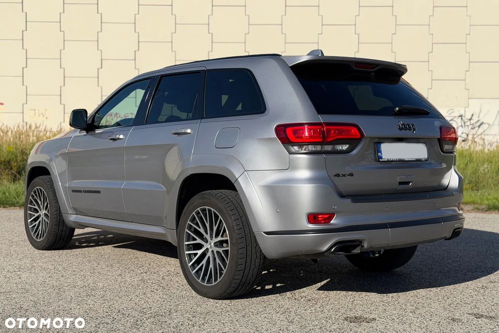 Jeep Grand Cherokee 5.7 V8 HEMI Overland Summit - 9