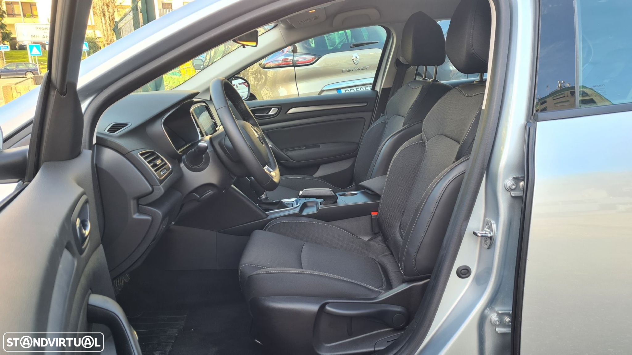 Renault Mégane 1.5 Blue dCi Intens EDC - 35