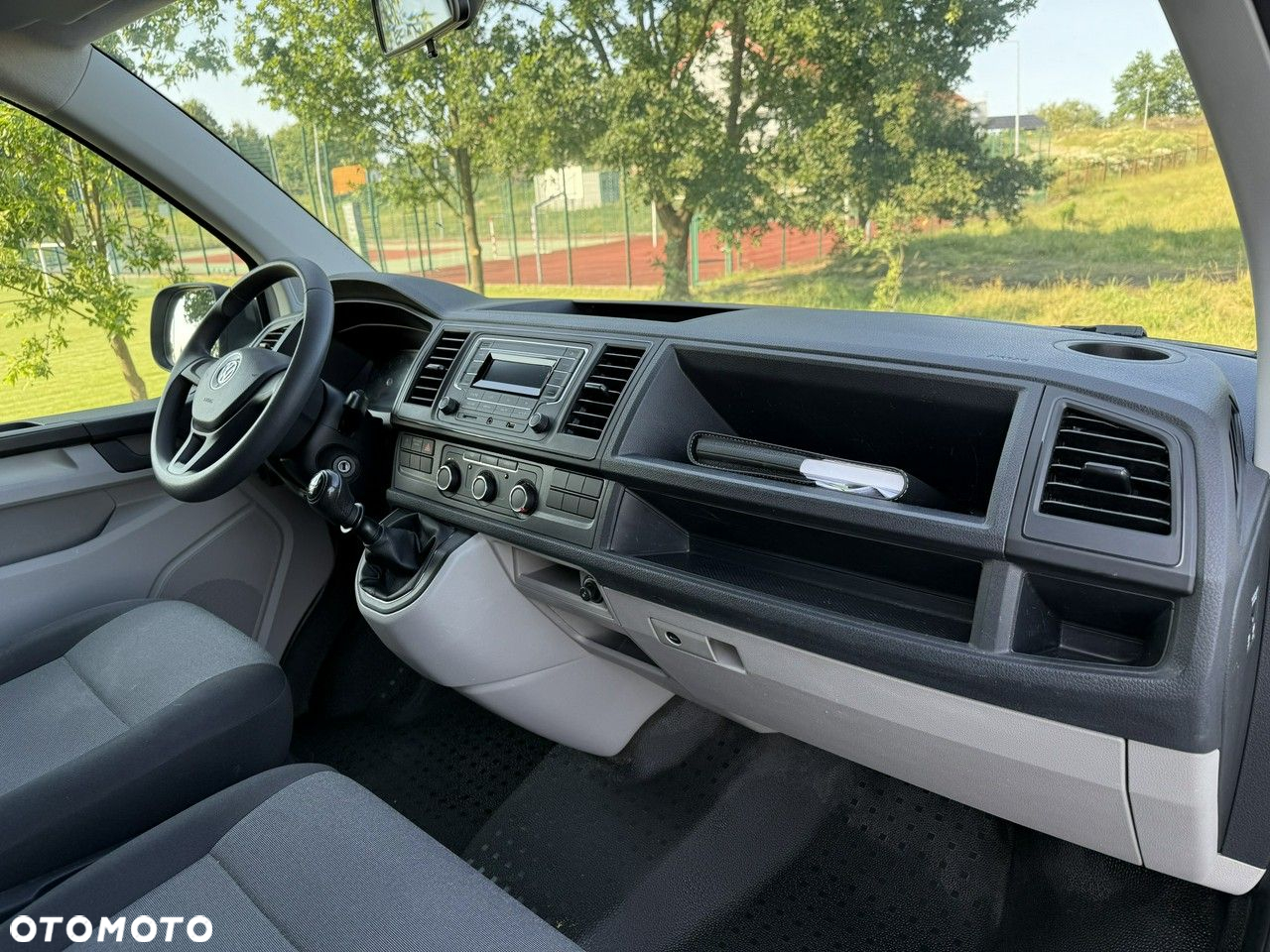Volkswagen Transporter - 11