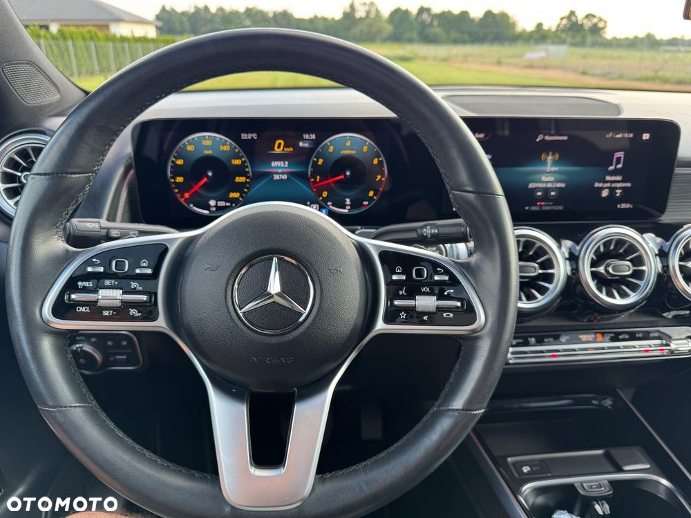 Mercedes-Benz GLB 250 4Matic 8G-DCT Progressive - 13