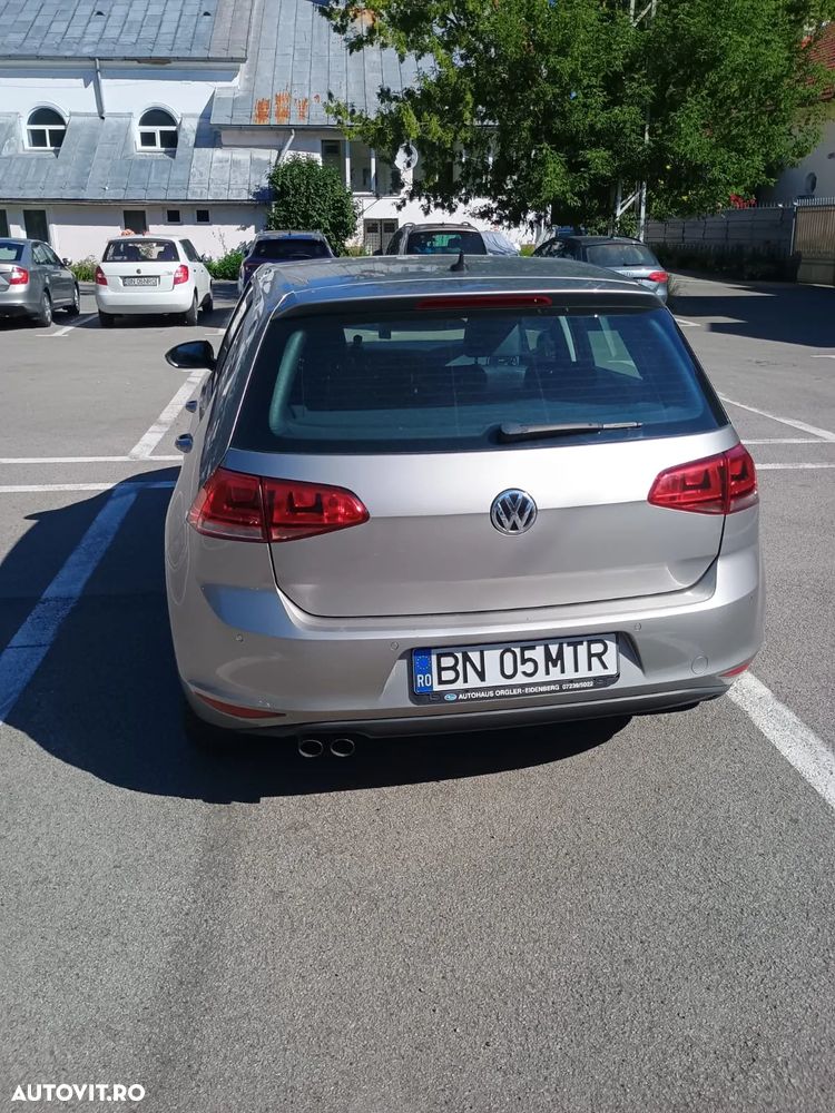 Volkswagen Golf 2.0 TDI Highline - 7