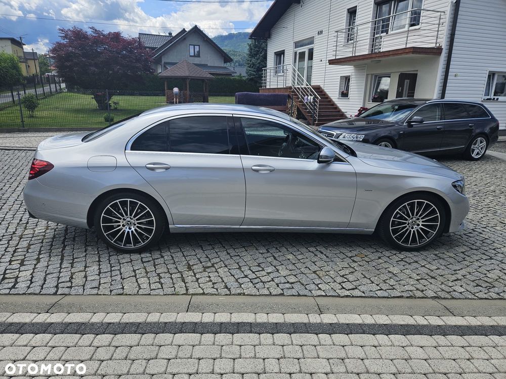 Mercedes-Benz Klasa E 220 d 9G-TRONIC - 17