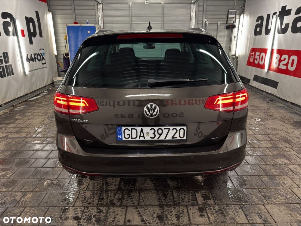 Volkswagen Passat - 6