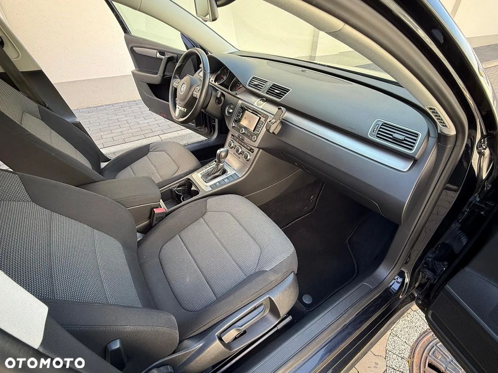 Volkswagen Passat 2.0 TDI Highline DSG - 24