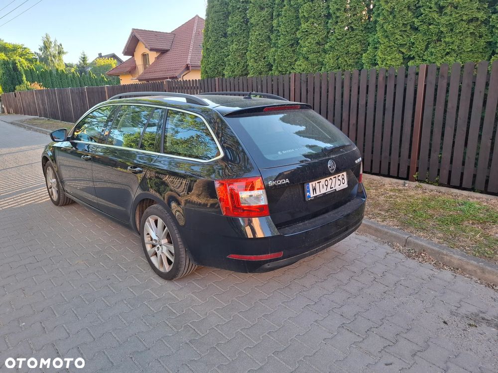 Skoda Octavia 2.0 TDI SCR Style DSG - 2