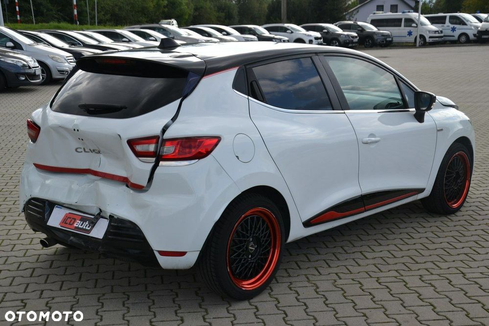 Renault Clio - 7