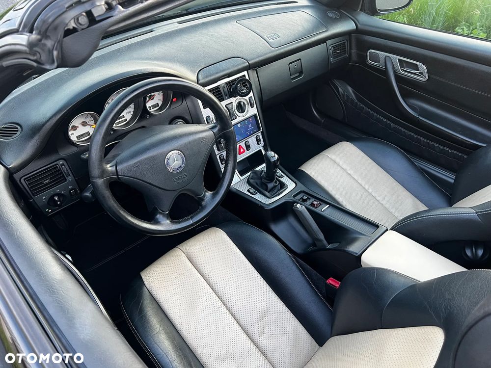 Mercedes-Benz SLK - 27