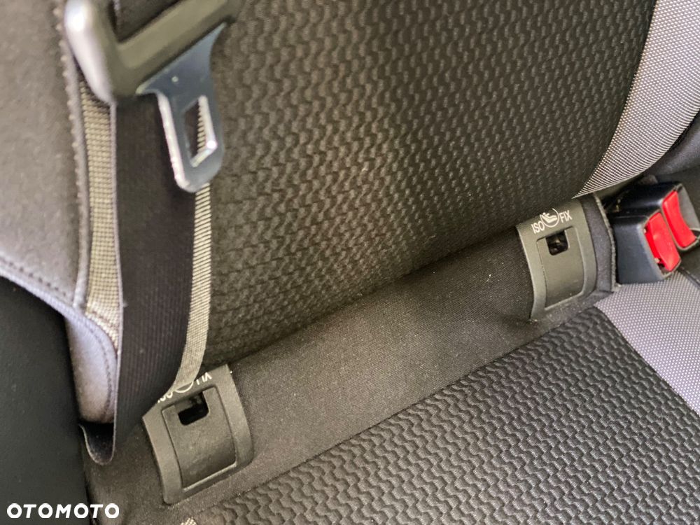 Nissan Qashqai 1.5 dCi DPF I-Way - 16