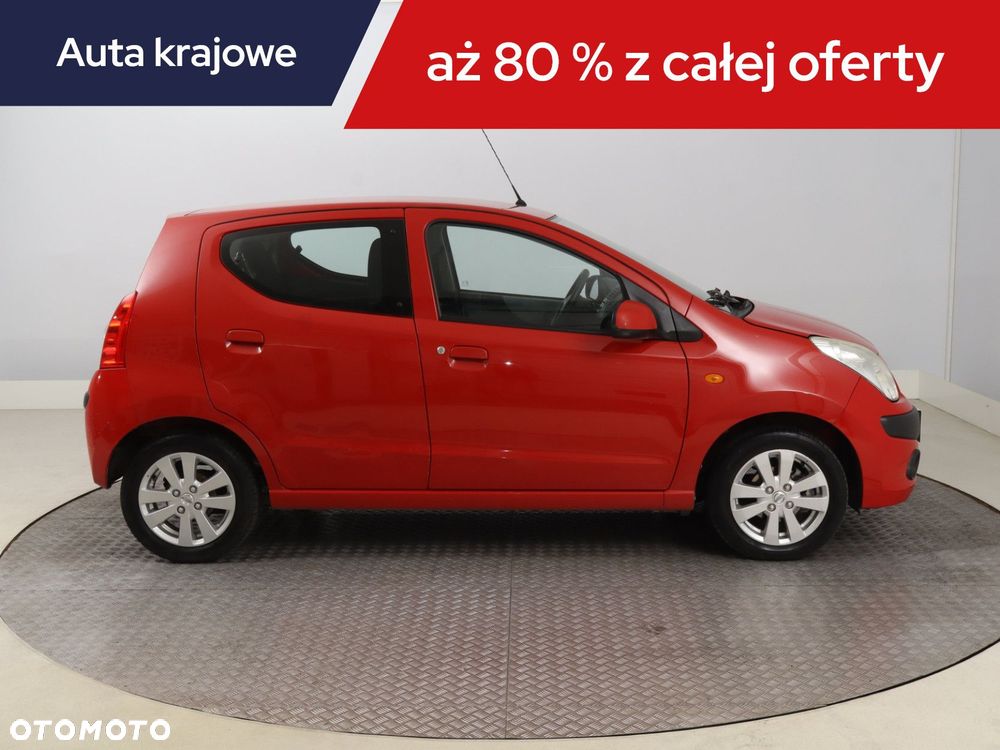 Nissan Pixo - 8