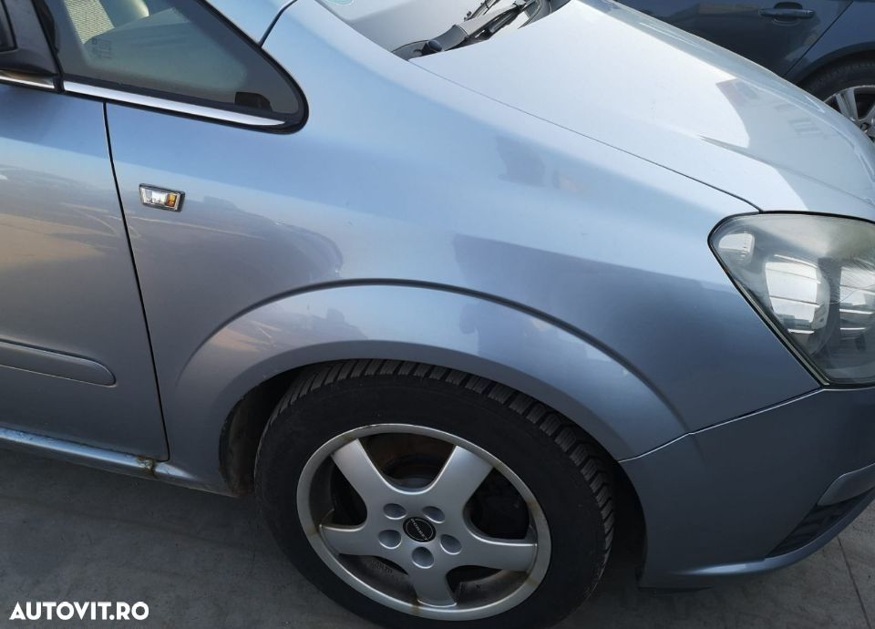 Aripa dreapta Opel Zafira B an fabr.2005 - 1