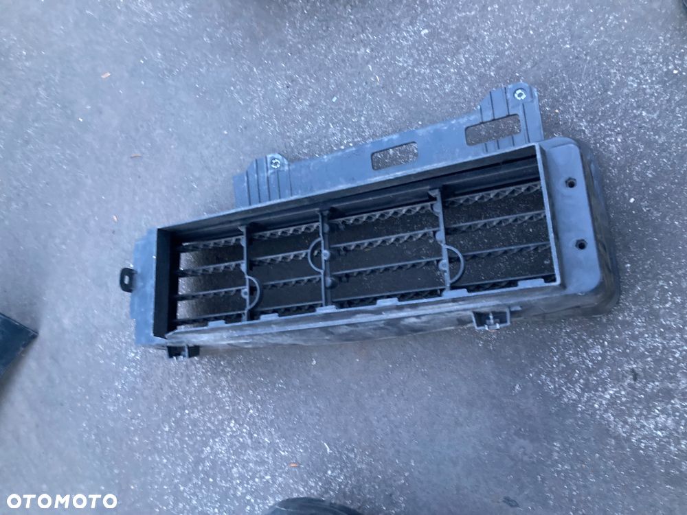 RENAULT CLIO IV 4 WLOT POWIETRZA ŻALUZJA KIEROWNICA POWIETRZA krata kratka   Wwa - 5