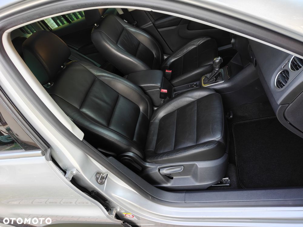 Volkswagen Tiguan - 15