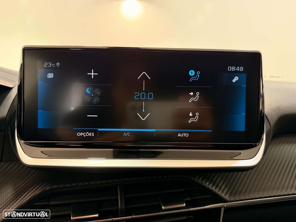 Peugeot 2008 1.5 BlueHDi Allure Pack EAT8 - 18