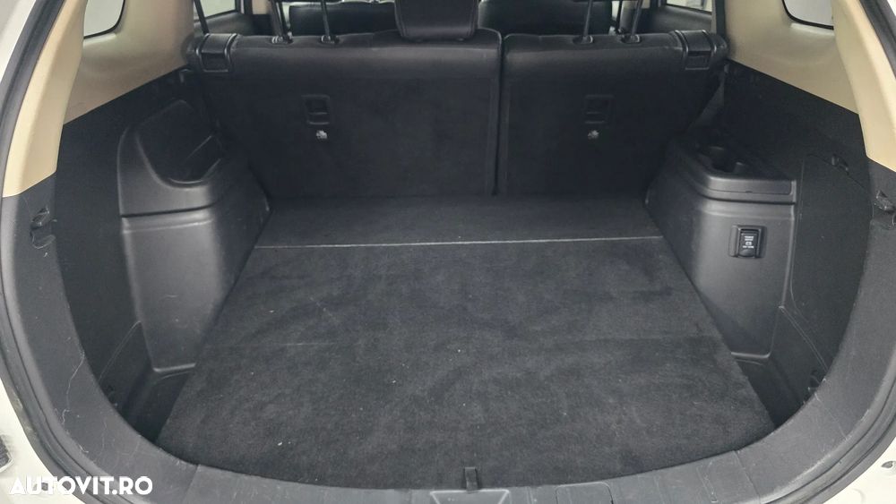 Mitsubishi Outlander PHEV 2.4 L 4X4 Intense - 21