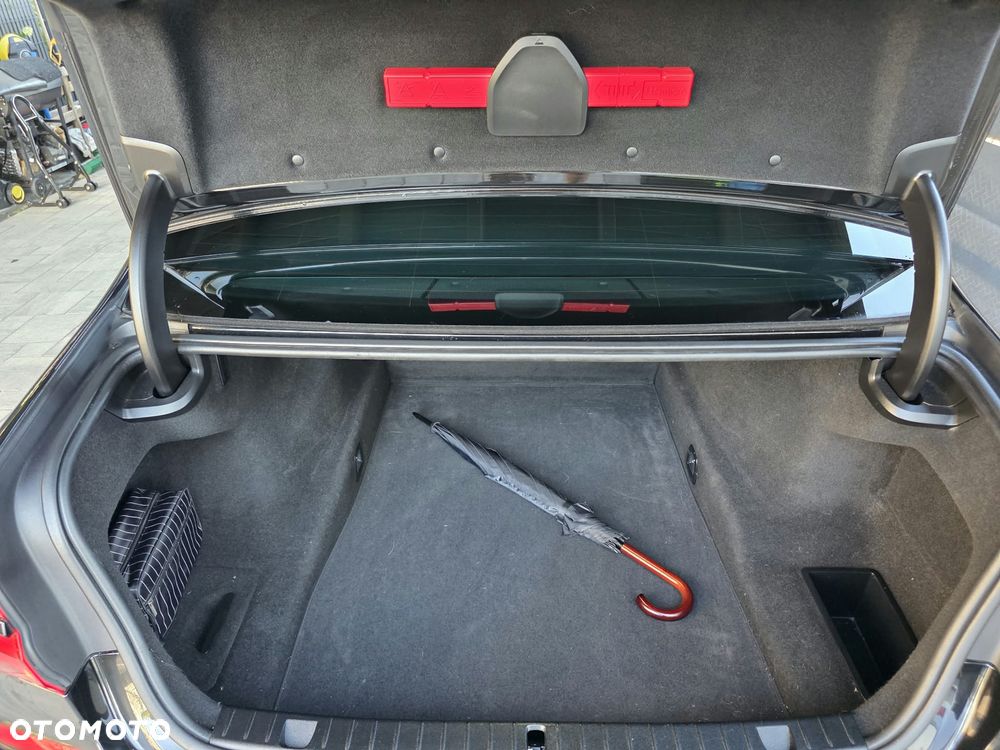 BMW Seria 7 - 34