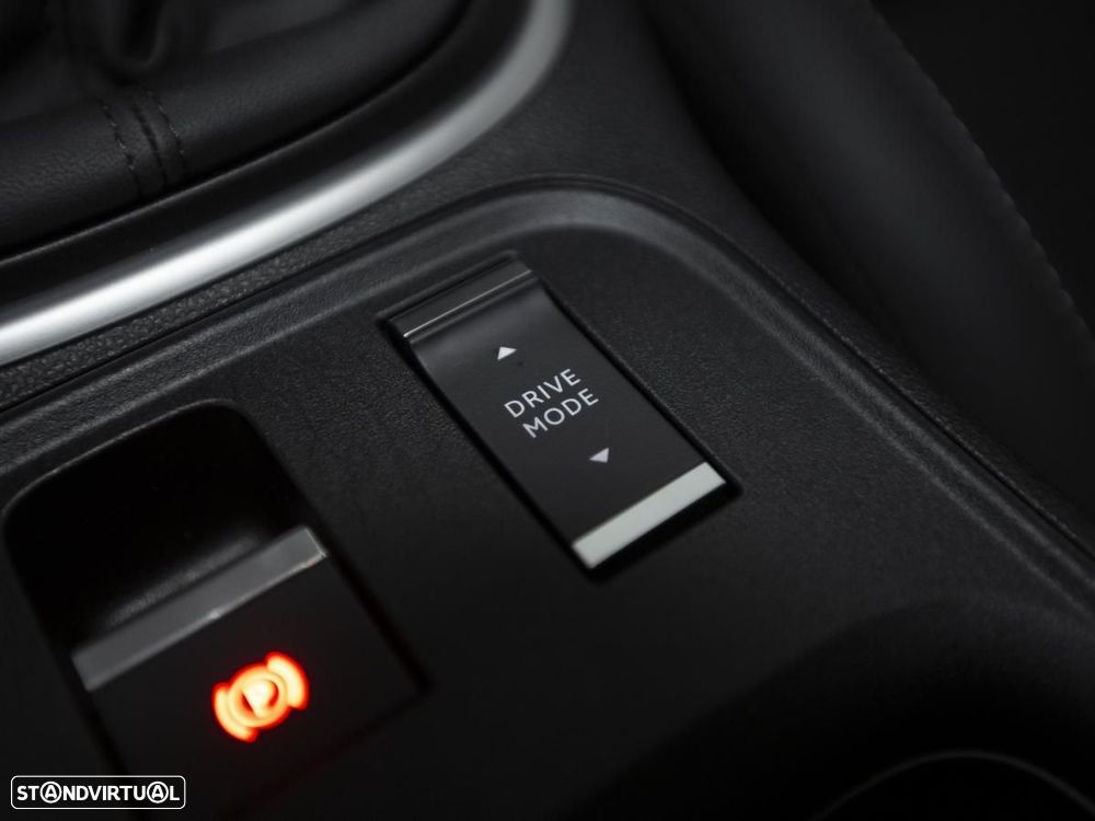 Jeep Avenger 1.2 GSE T3 Turbo-Benzin GDI Altitude - 34