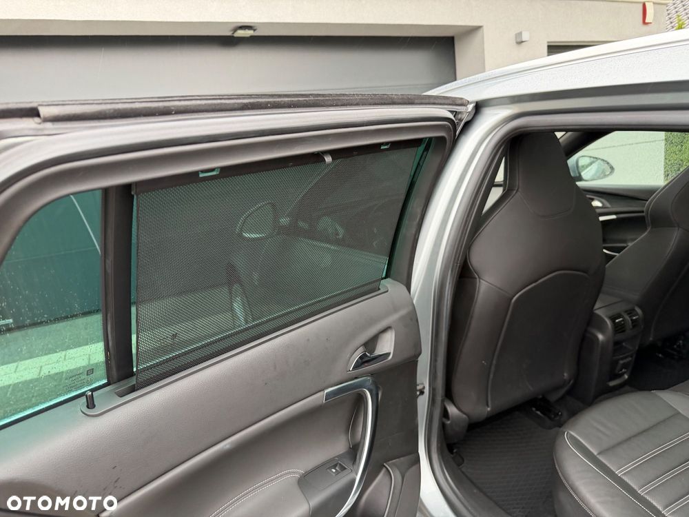 Opel Insignia - 33