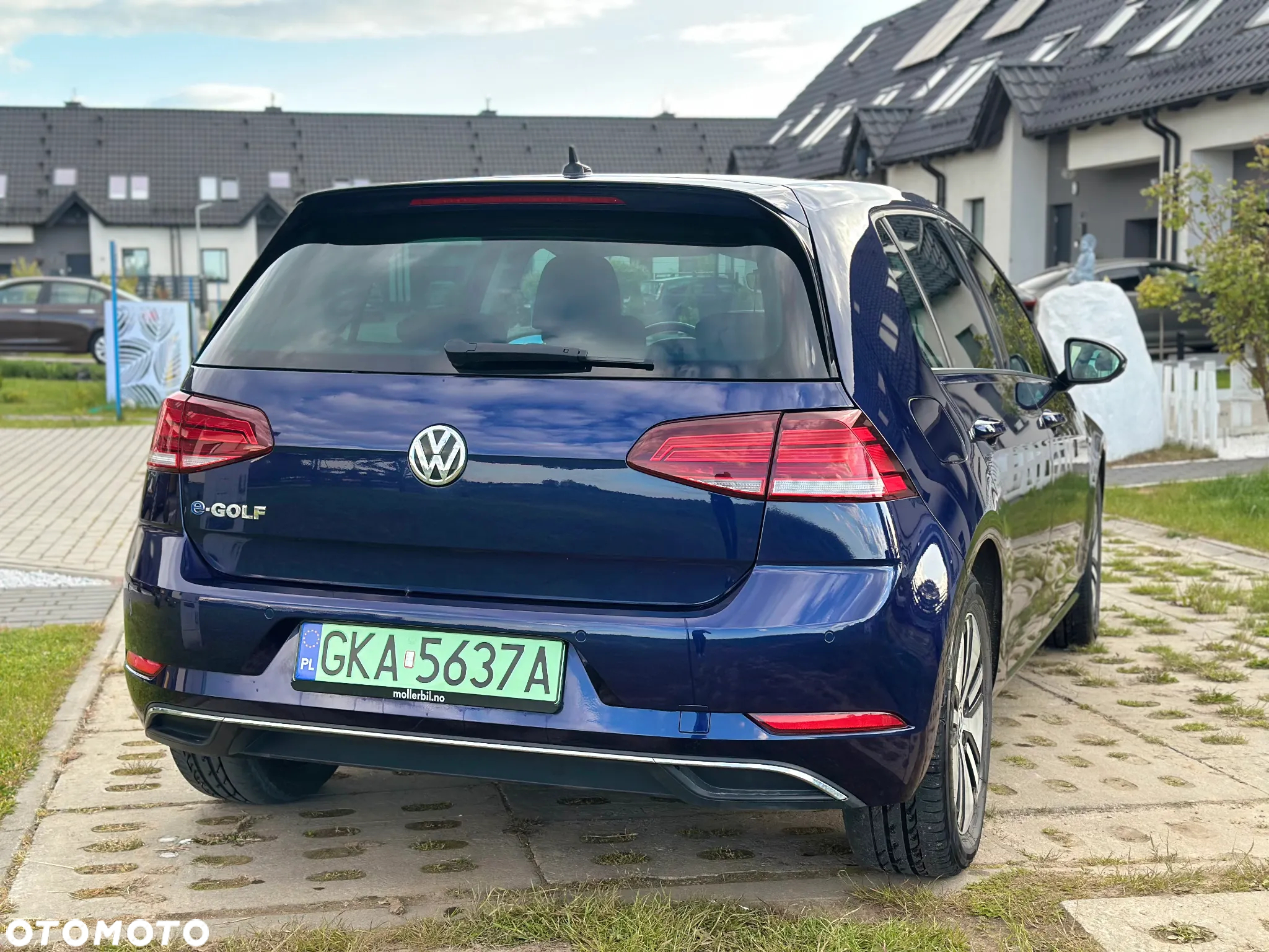 Volkswagen Golf e-Golf - 14
