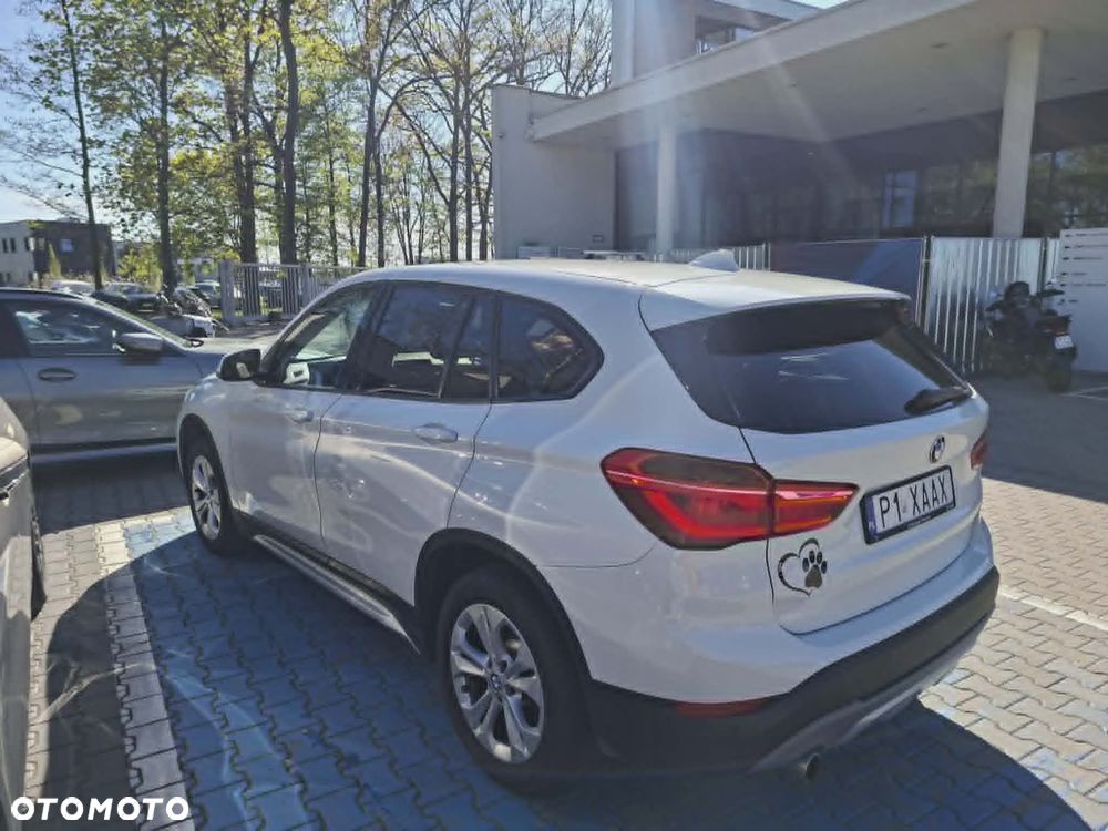 BMW X1 sDrive18d - 6