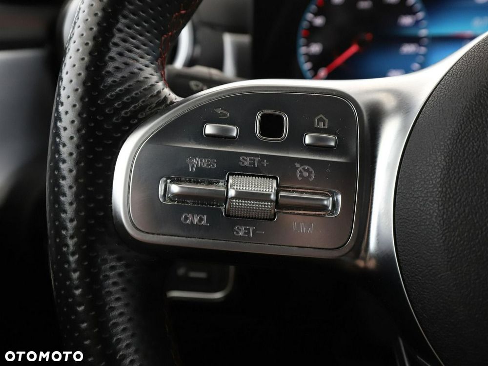 Mercedes-Benz CLA 250 e PHEV AMG Line 8G-DCT - 33