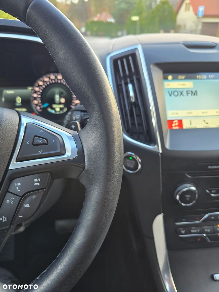 Ford S-Max 2.0 TDCi Titanium PowerShift - 18