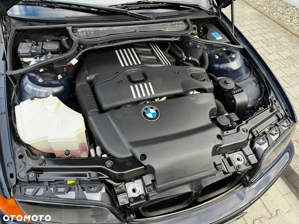 BMW Seria 3 320d - 33