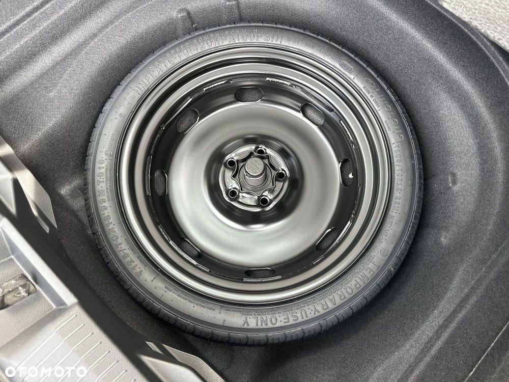 Volkswagen Golf Variant - 28